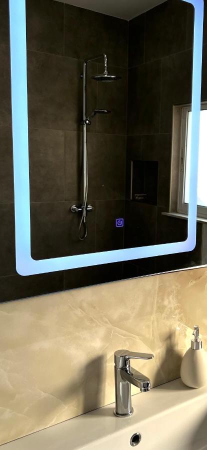 Bejart Apartment 3 Tirana Bagian luar foto