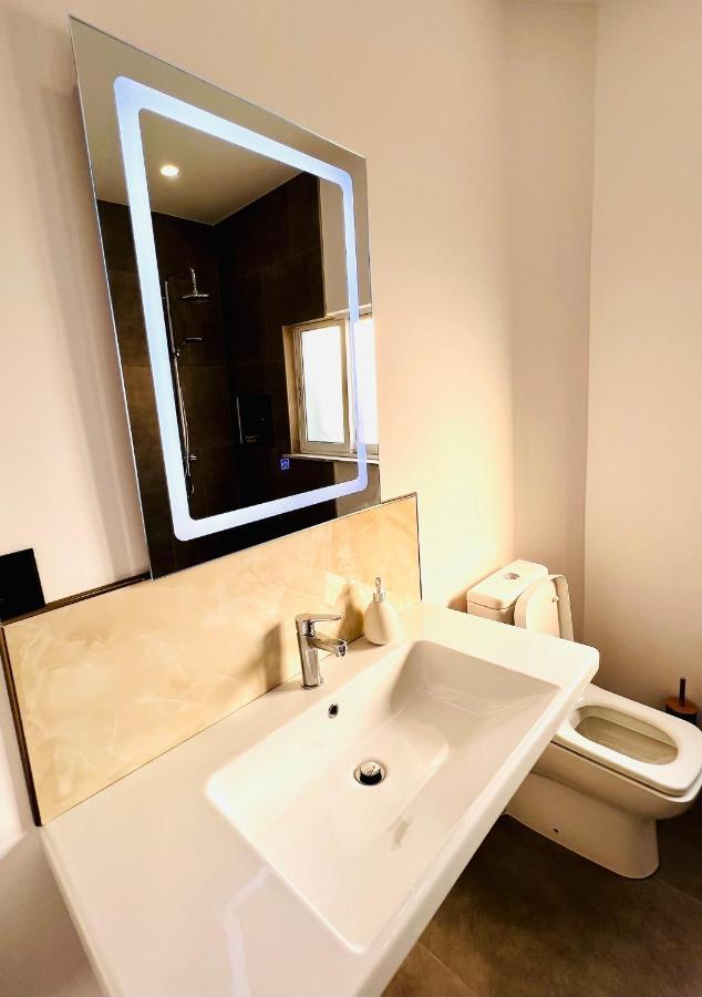 Bejart Apartment 3 Tirana Bagian luar foto