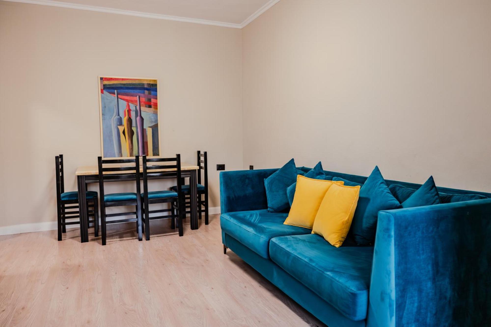 Bejart Apartment 3 Tirana Bagian luar foto